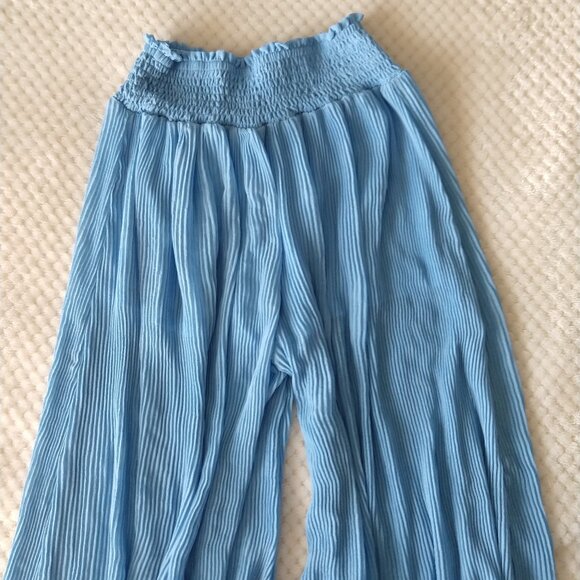 Akira Palazzo Pants - Picture 2 of 13
